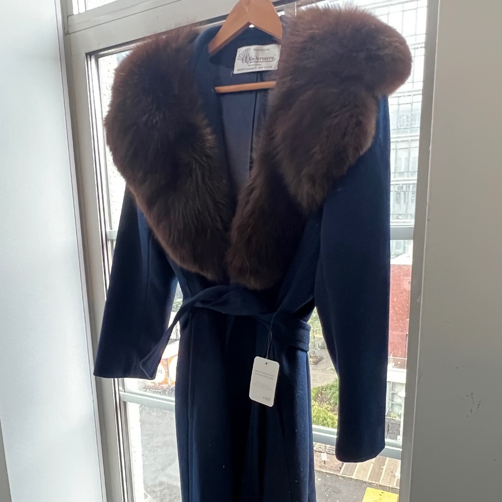 COPY - Beautiful vintage wool and fur navy blue, belted coat from Amacord Vinta…